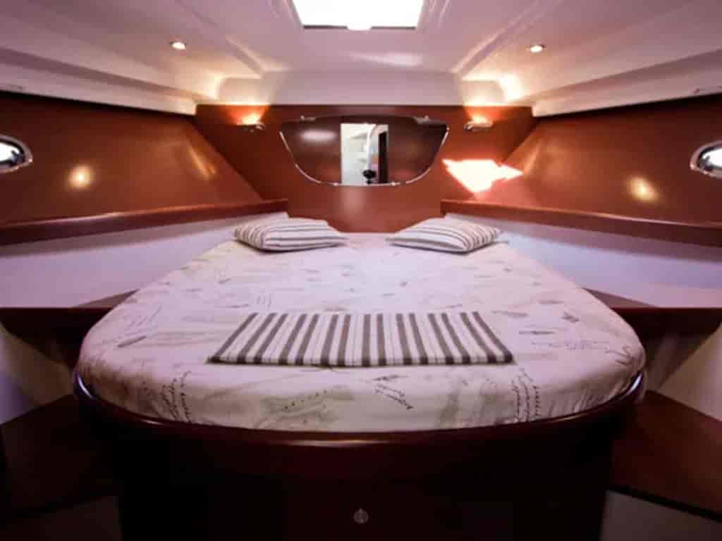 Boat picture 9