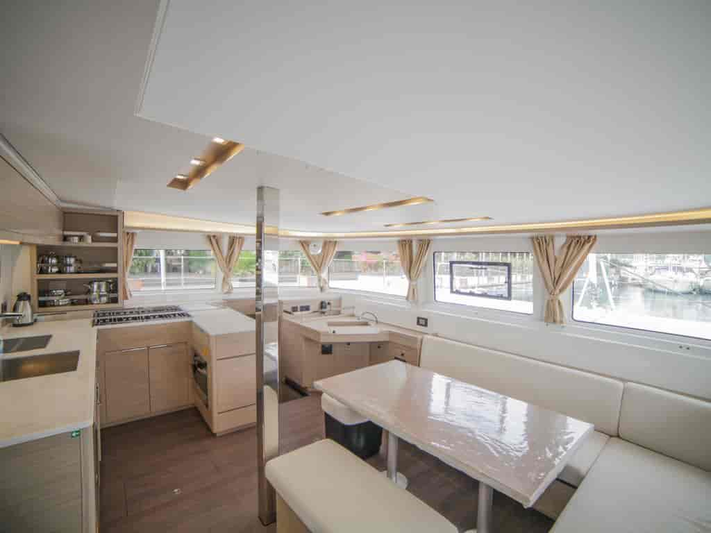 Boat picture 14