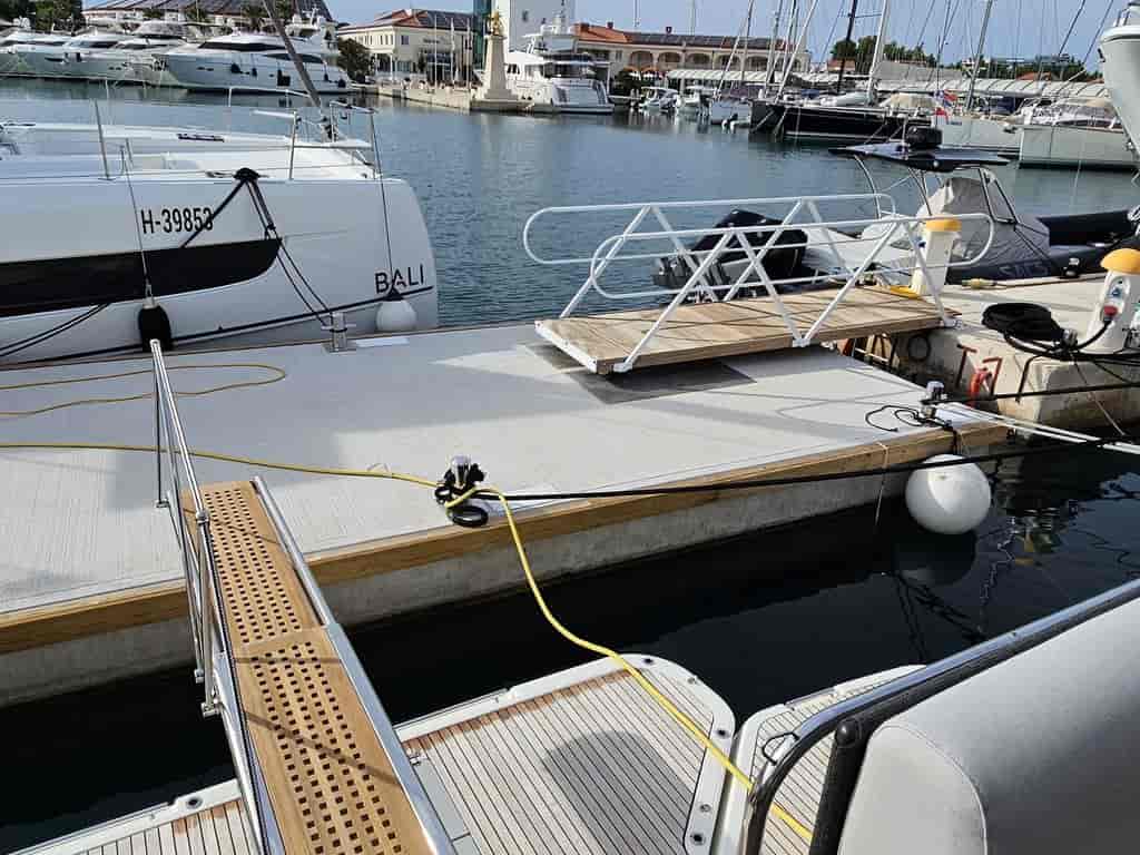 Boat picture 38