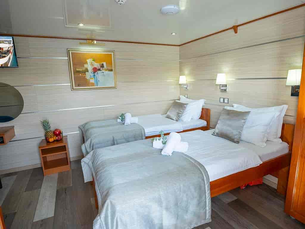 Boat picture 5