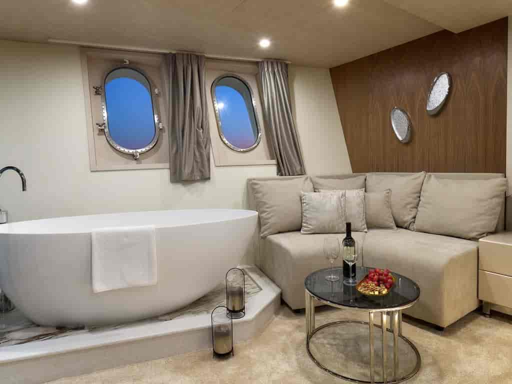 Boat picture 16