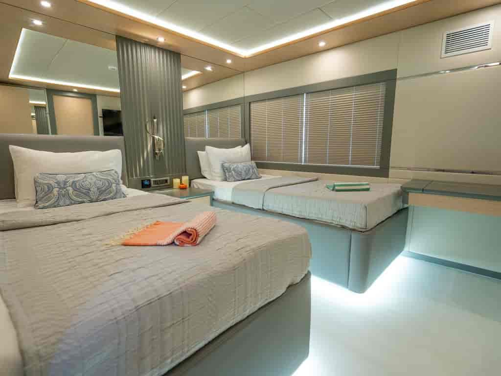 Boat picture 8