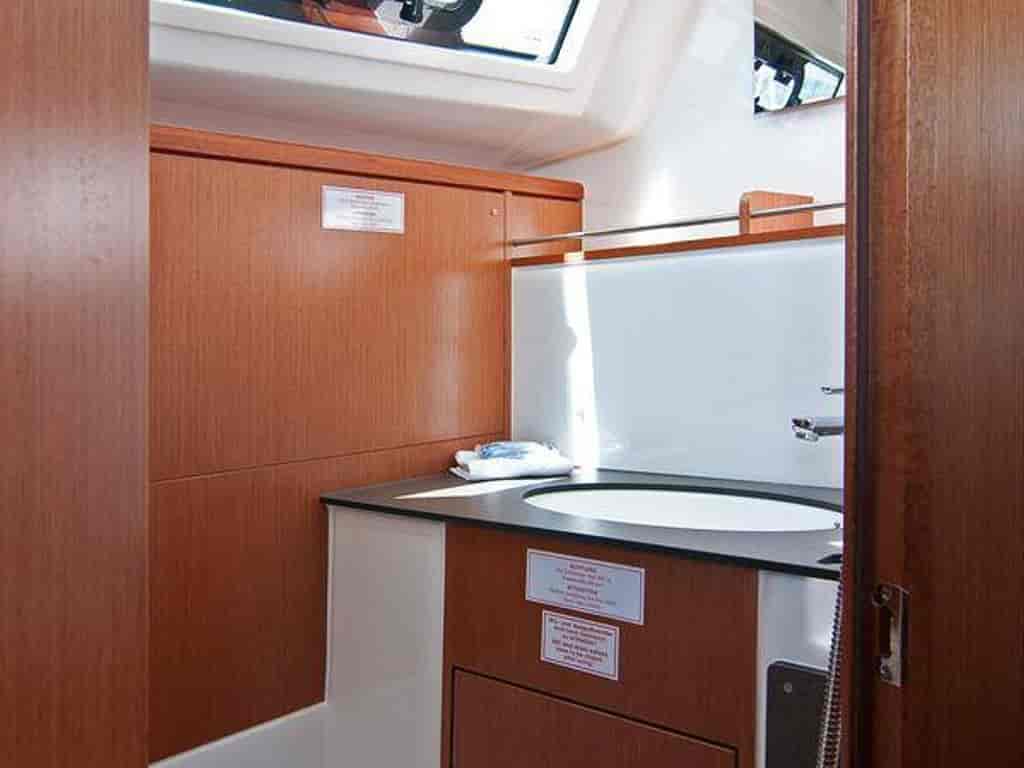 Boat picture 9