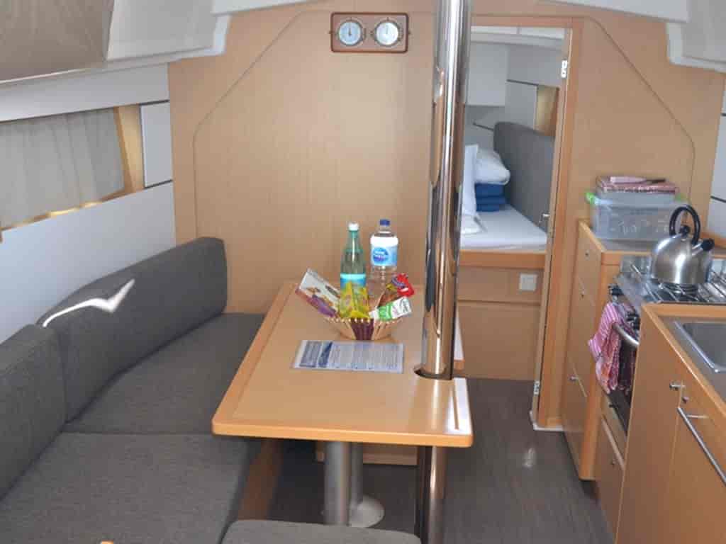 Boat picture 9