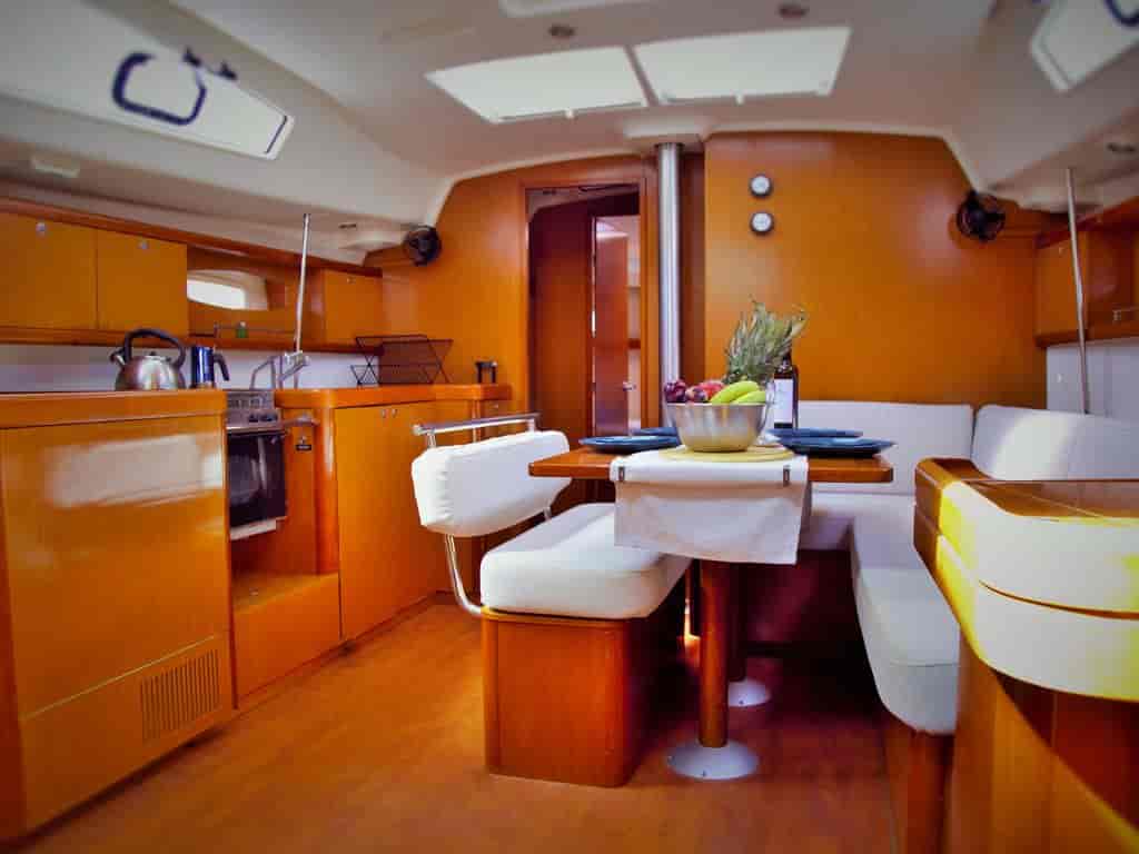 Boat picture 9