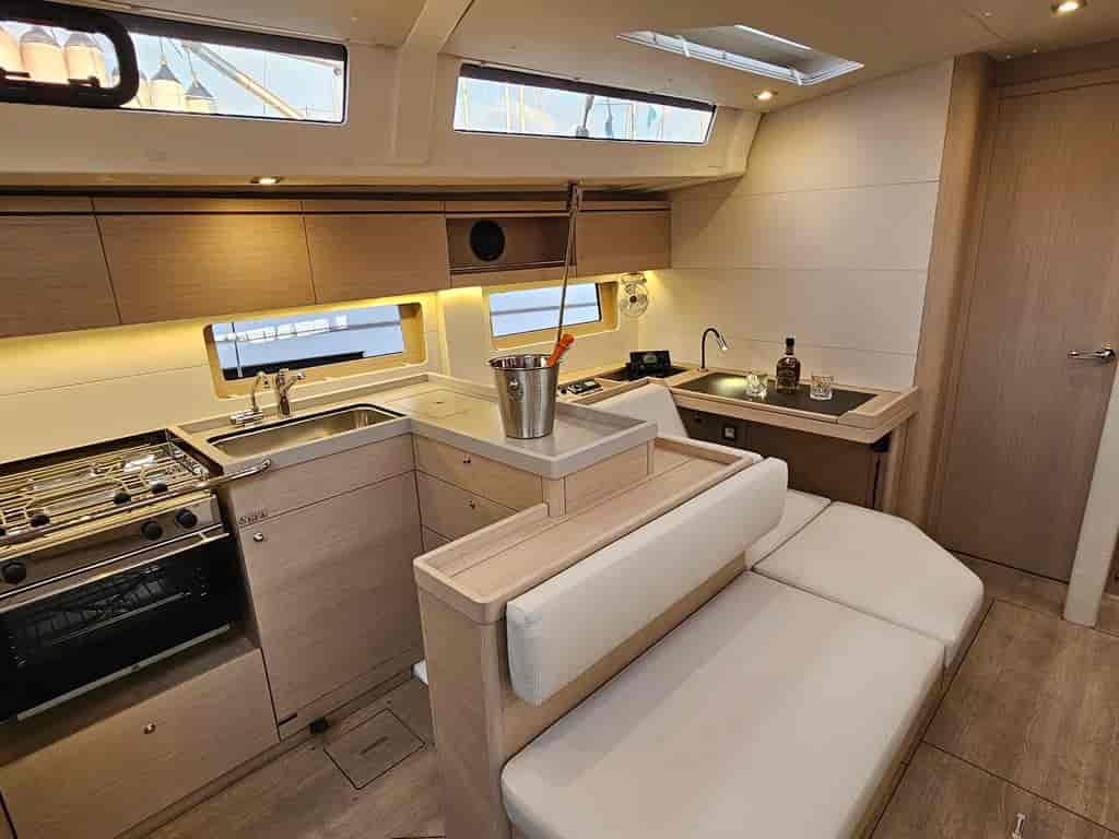 Boat picture 17