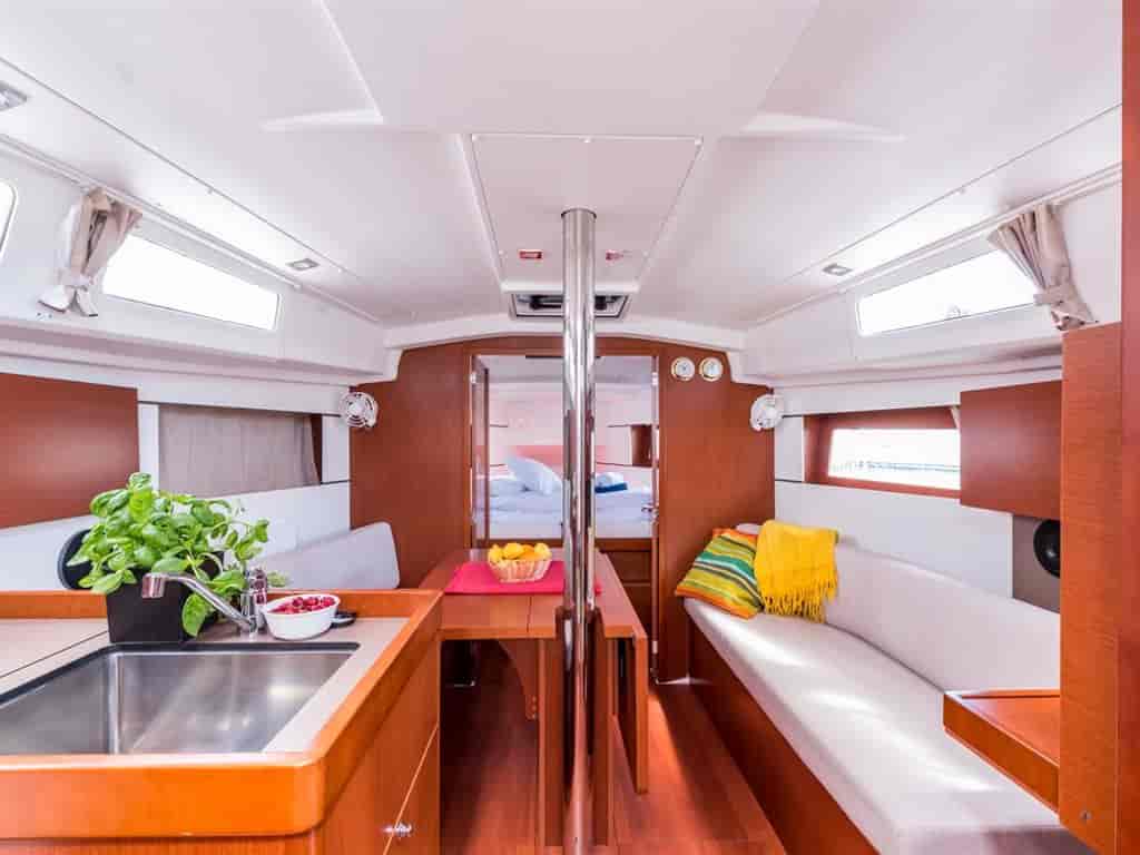 Boat picture 9