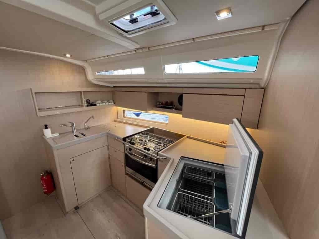 Boat picture 9