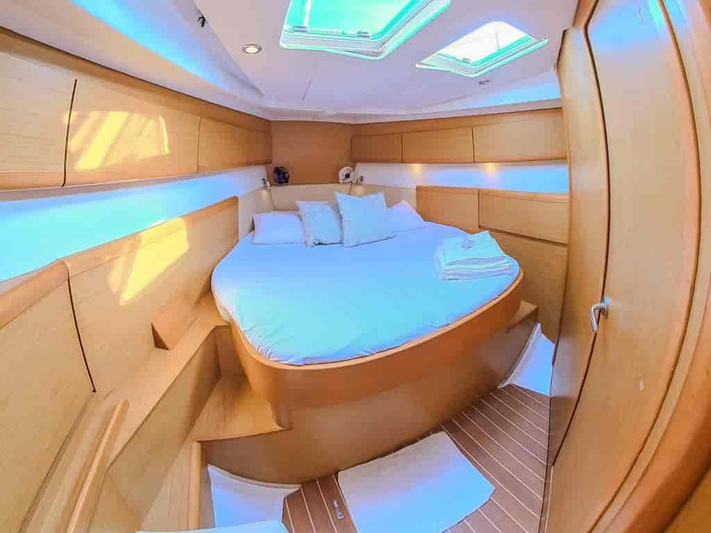 Boat picture 9