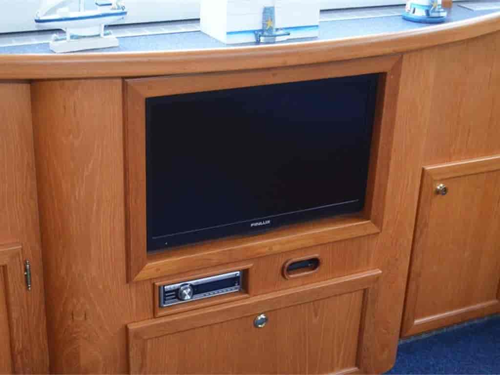 Boat picture 9