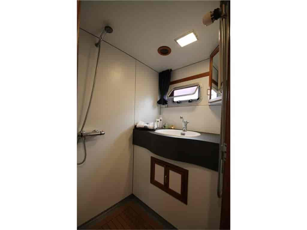 Boat picture 2