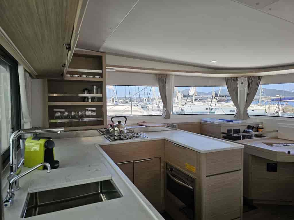 Boat picture 9
