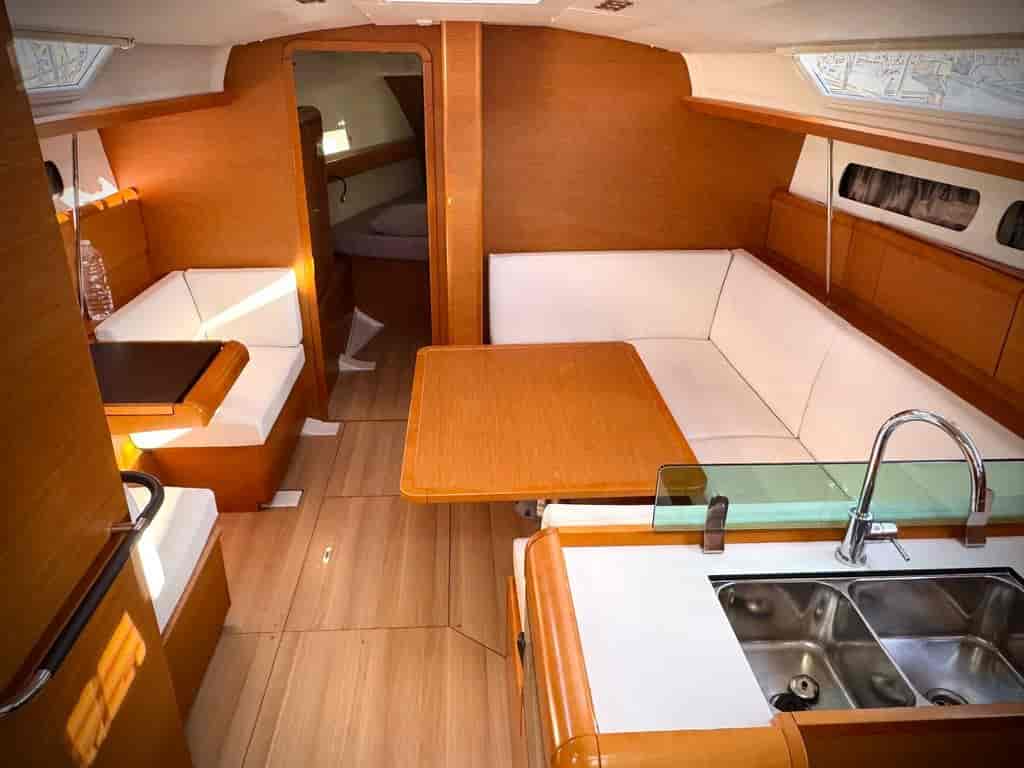 Boat picture 9
