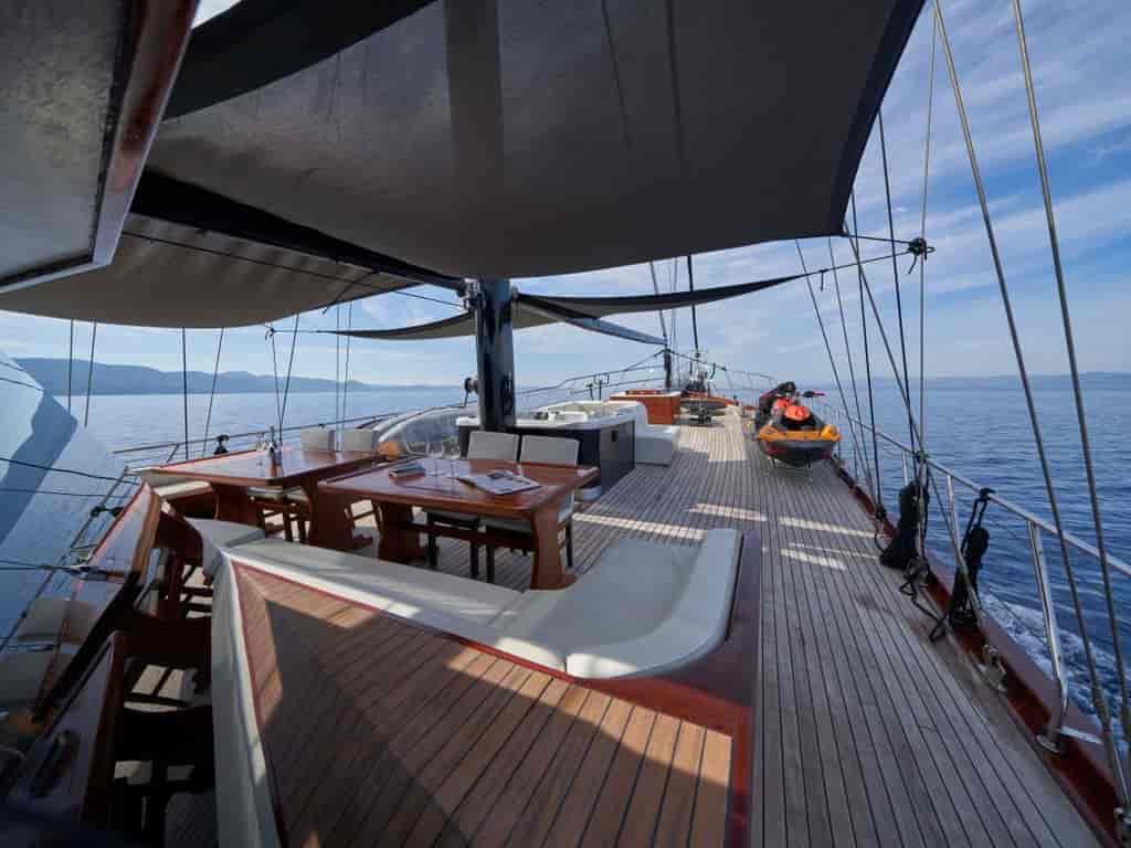 Boat picture 14