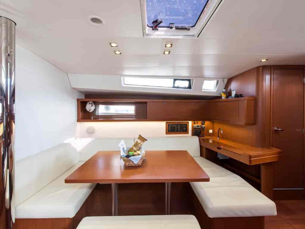 Boat picture 17