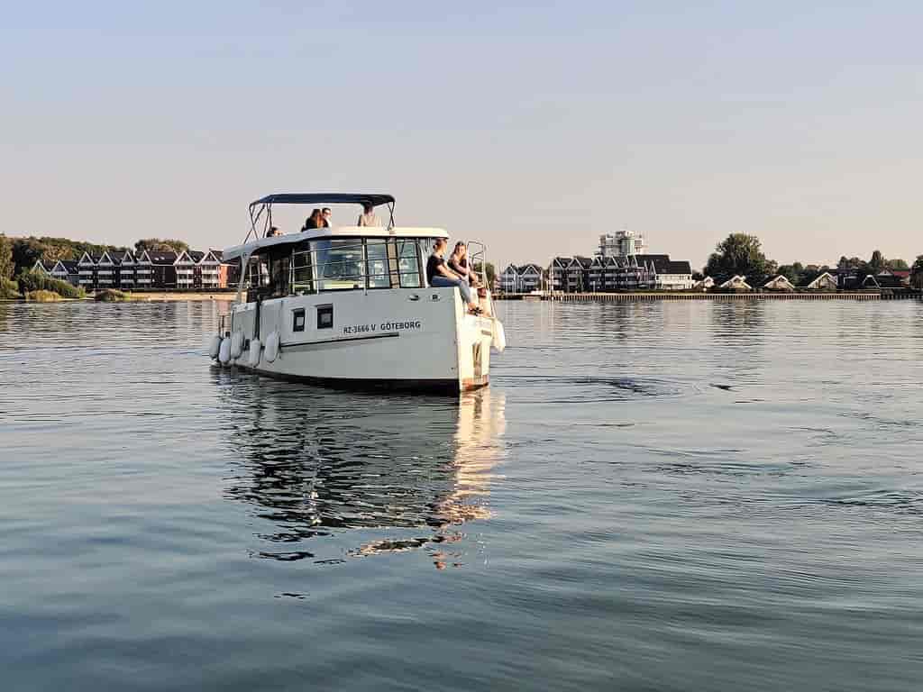 Boat picture 10