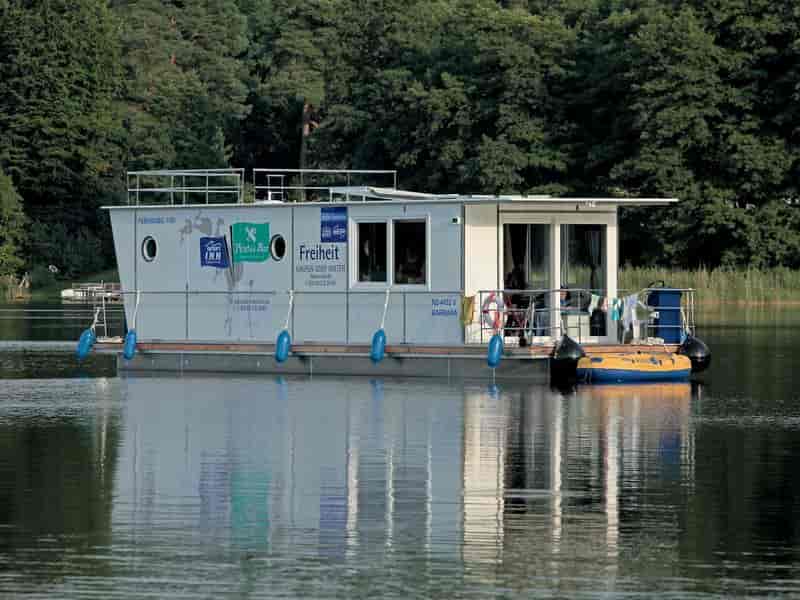 Boat picture 1