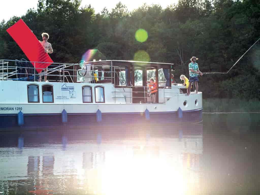 Boat picture 9