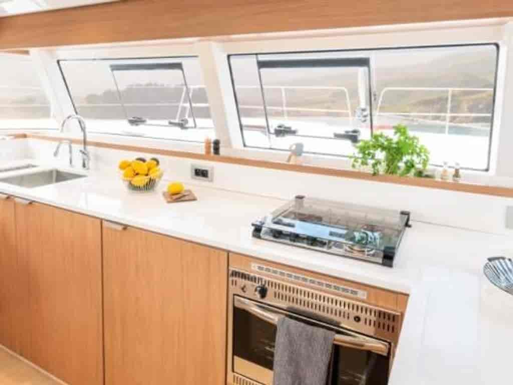 Boat picture 9