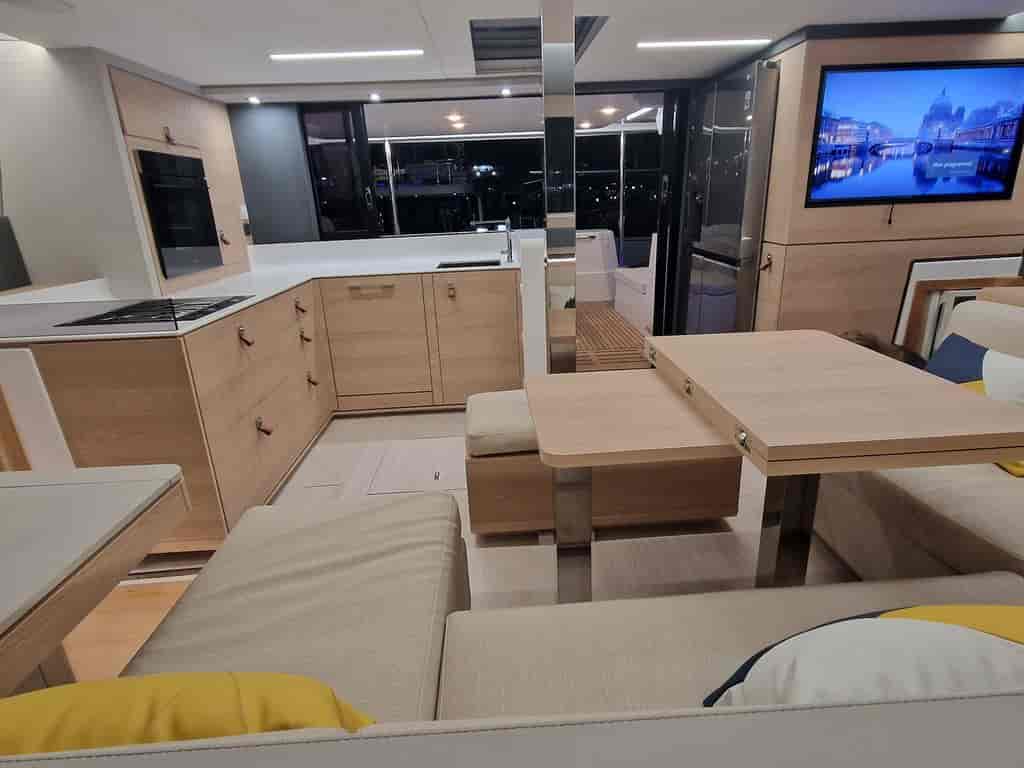 Boat picture 17