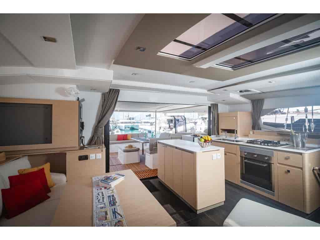 Boat picture 16