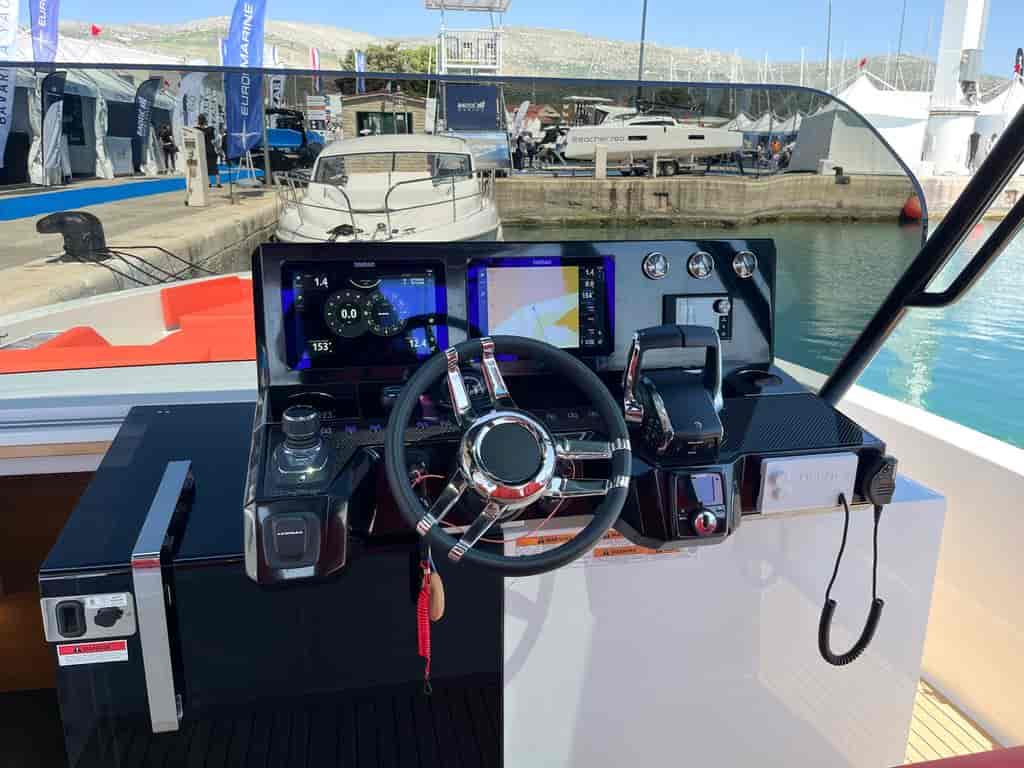 Boat picture 12
