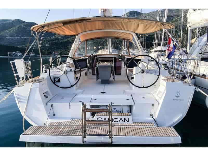 Photo of Cancan, image 1 of 5