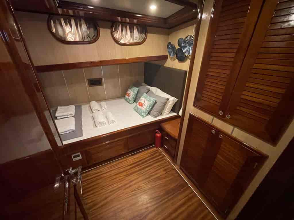 Boat picture 19