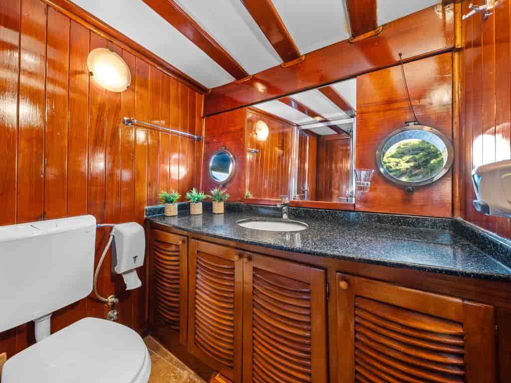 Boat picture 19