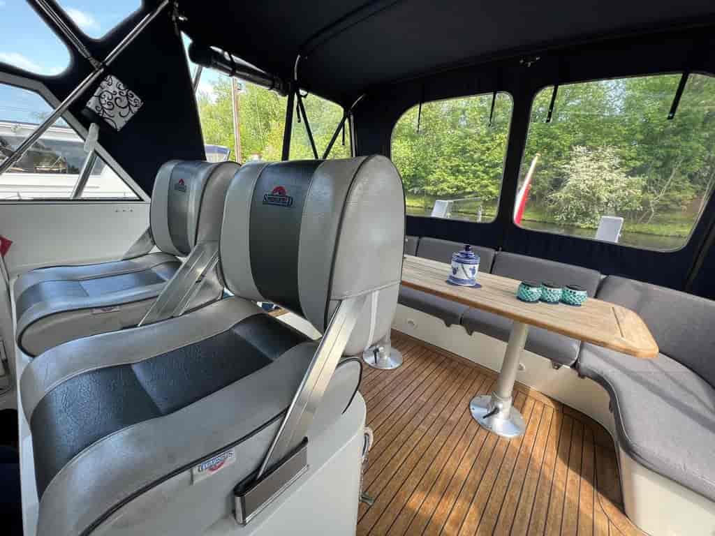 Boat picture 9