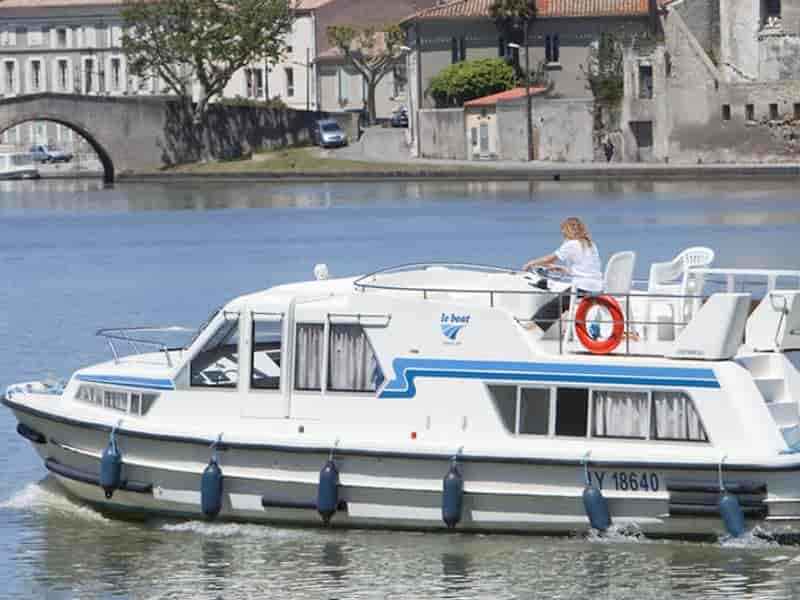 Boat picture 1