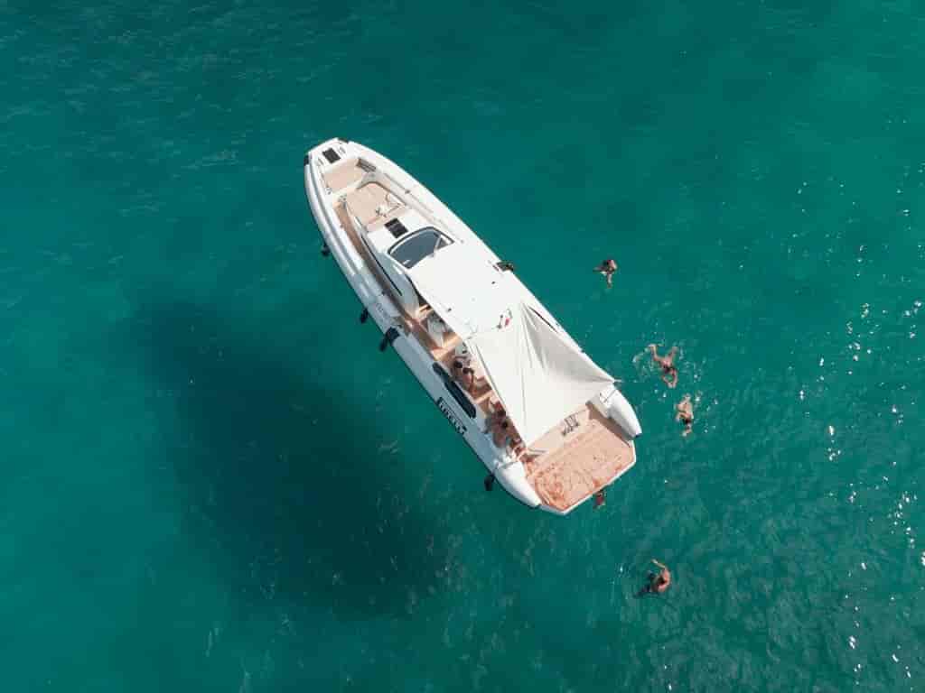 Boat picture 16