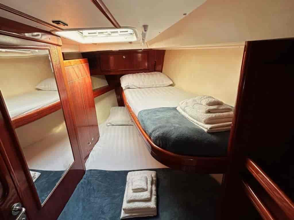 Boat picture 9