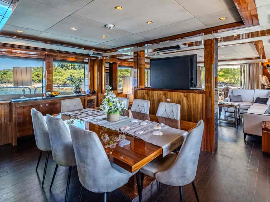 Boat picture 15