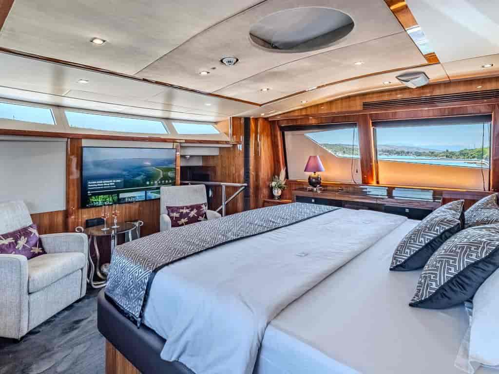 Boat picture 37