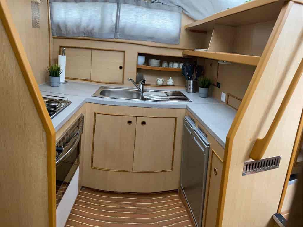 Boat picture 17
