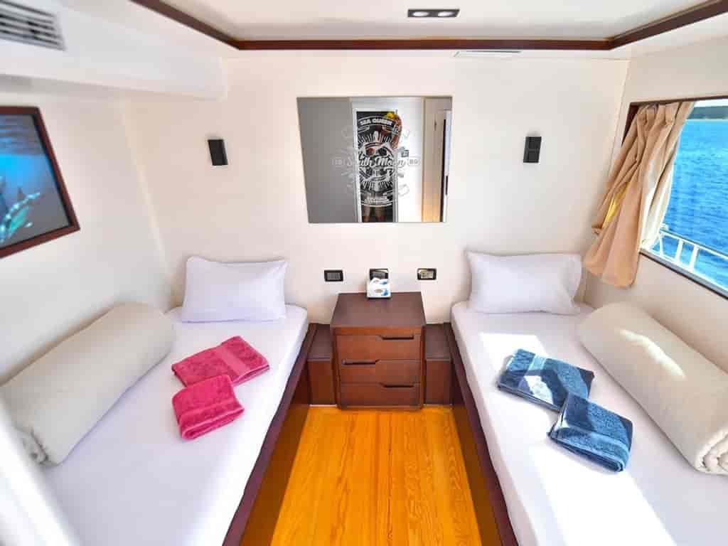 Boat picture 8