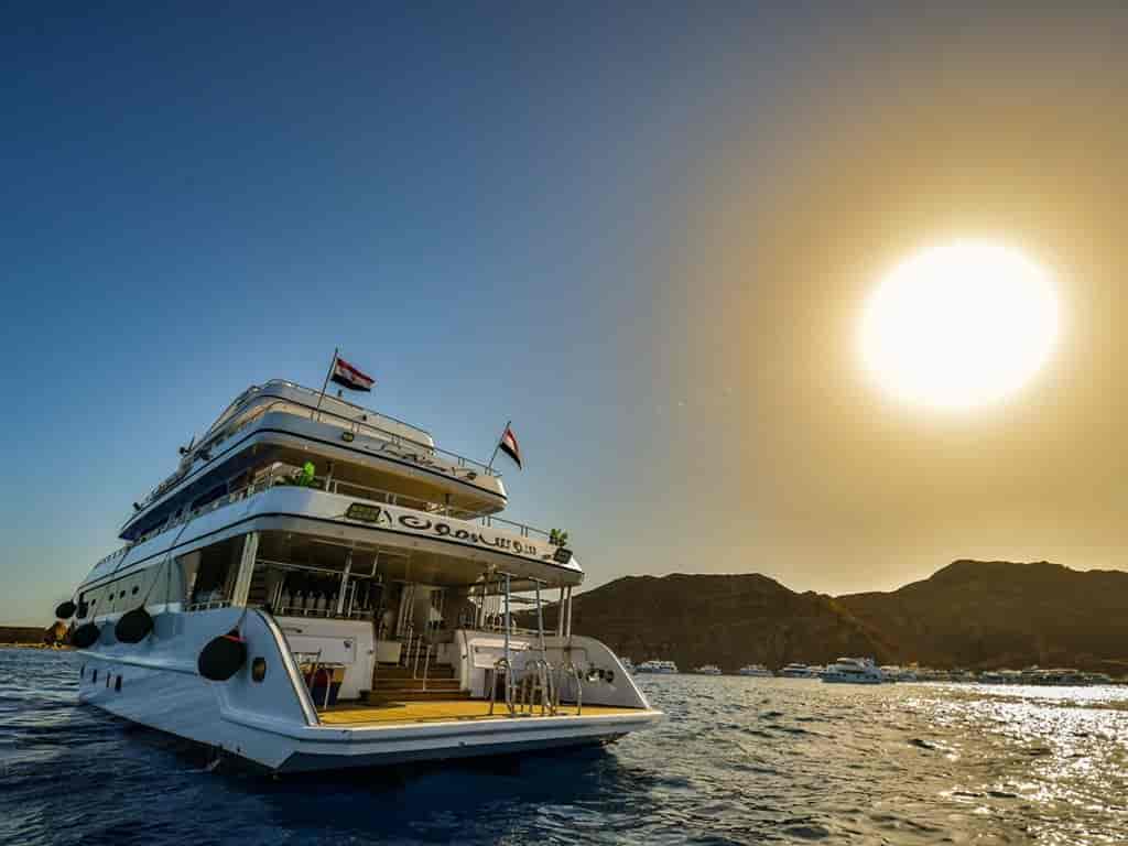 Boat picture 9