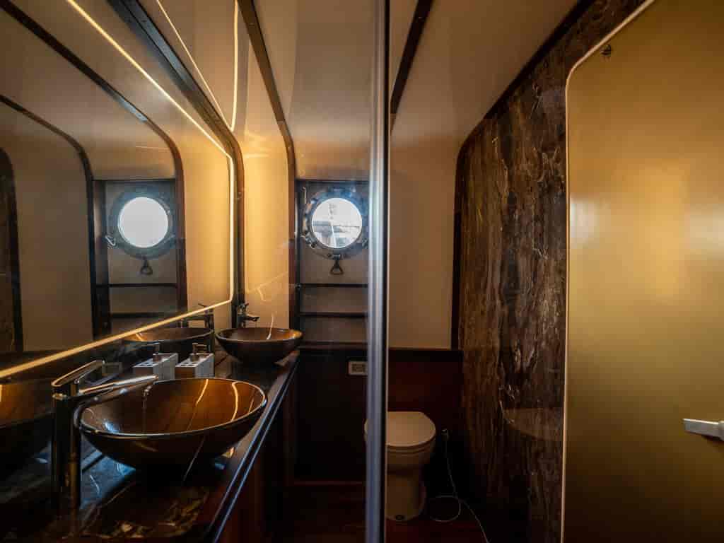 Boat picture 17