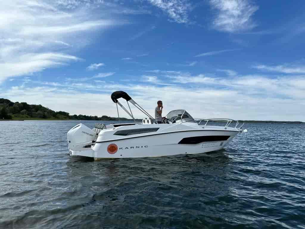 Boat picture 17