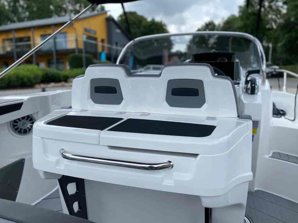 Boat picture 10