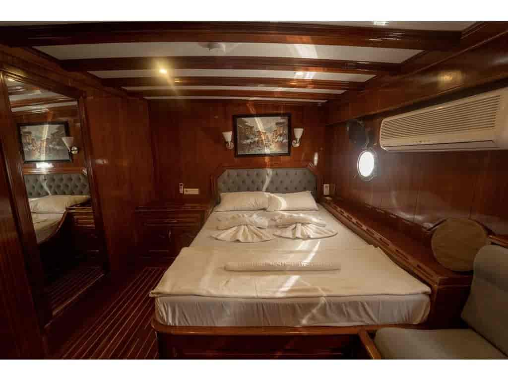 Boat picture 2