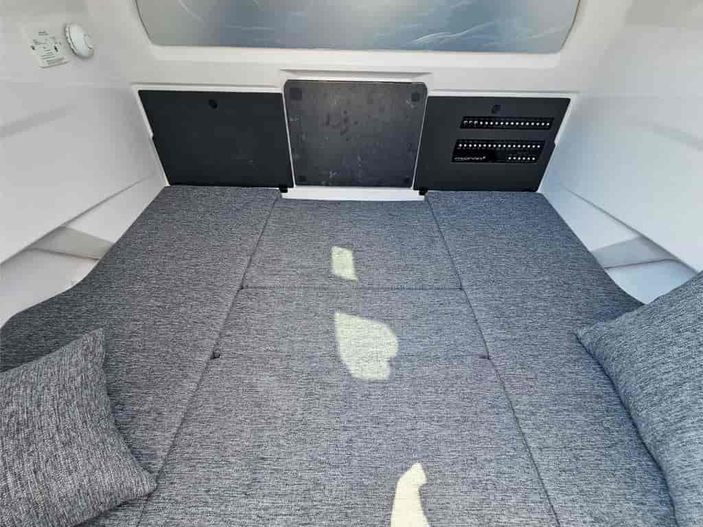 Boat picture 9