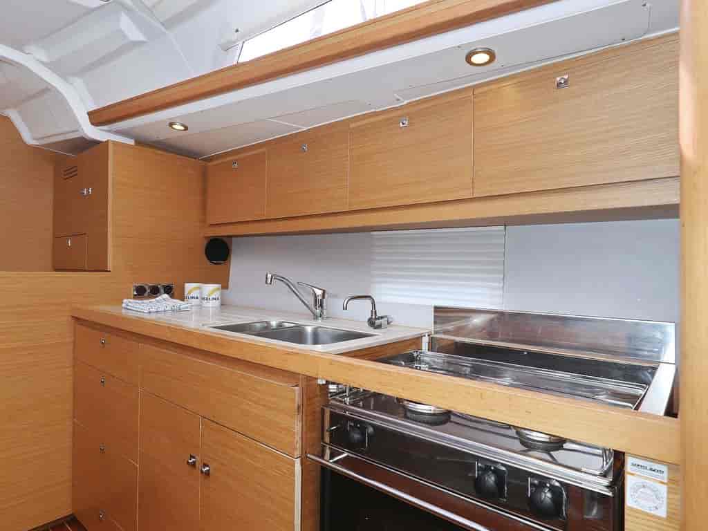 Boat picture 16