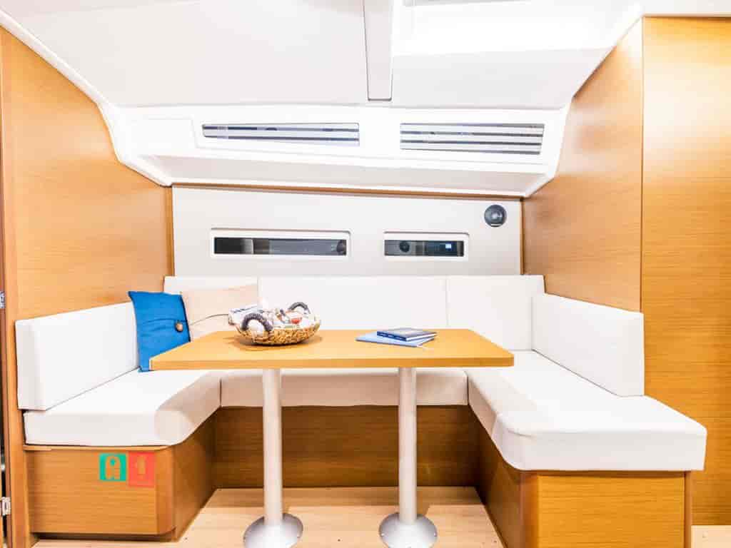 Boat picture 17