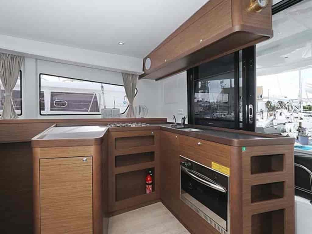 Boat picture 13