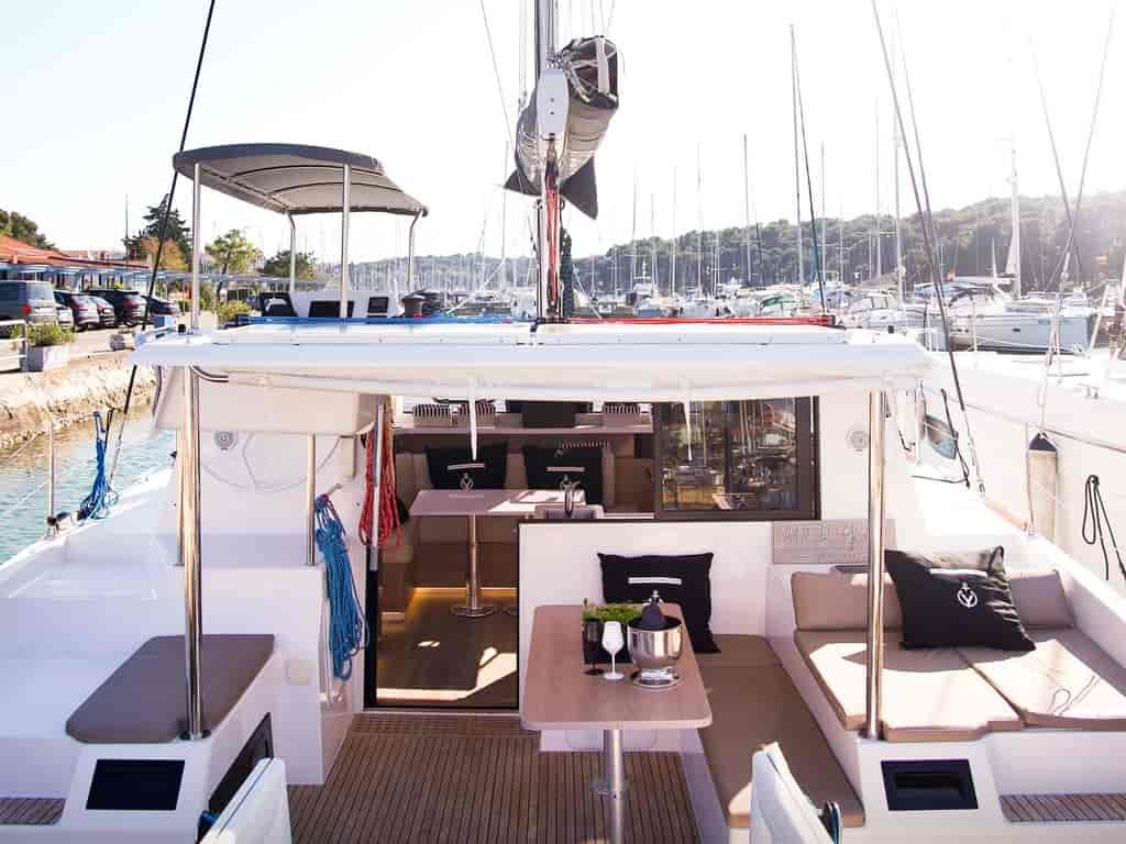 Boat picture 17