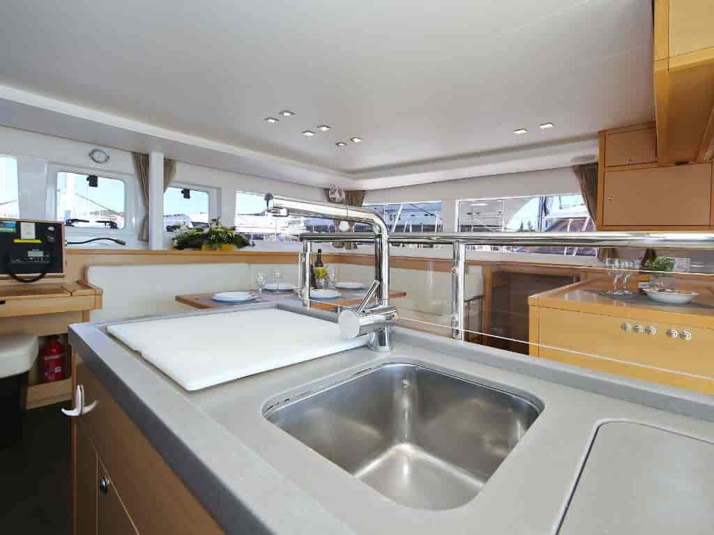 Boat picture 30