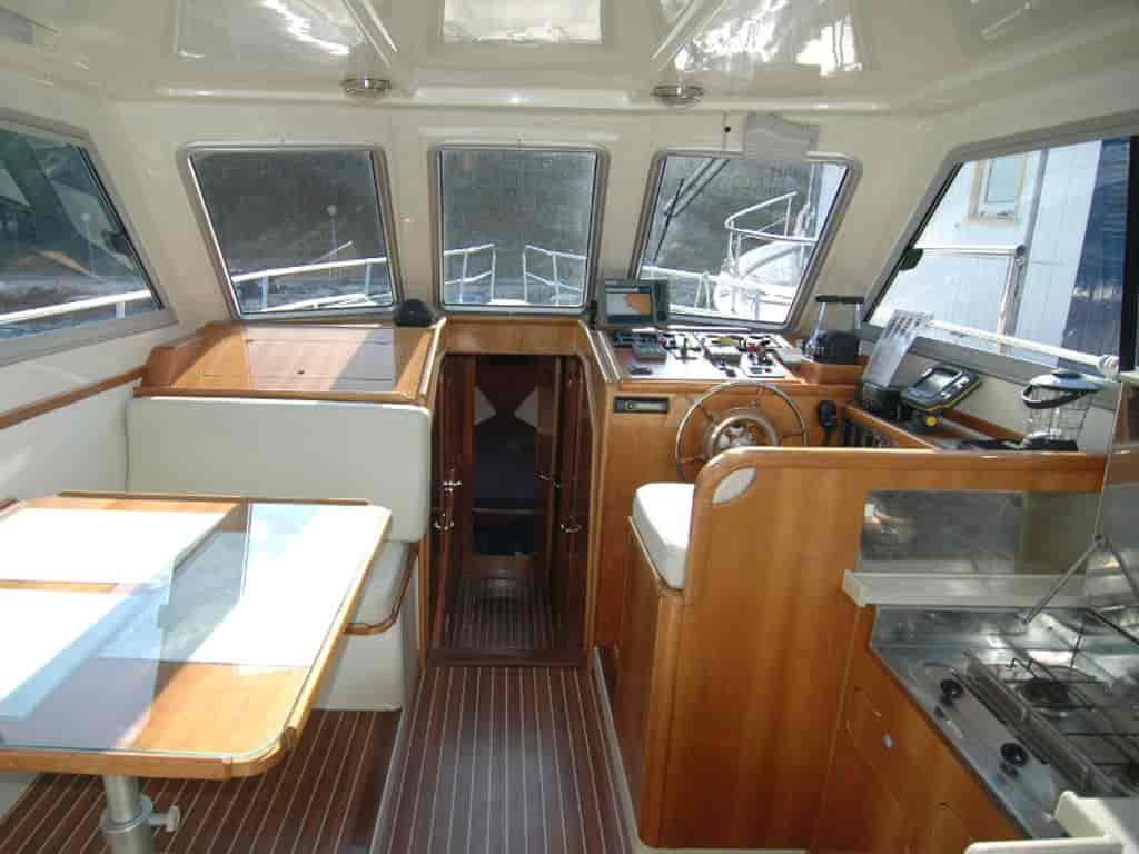 Boat picture 9