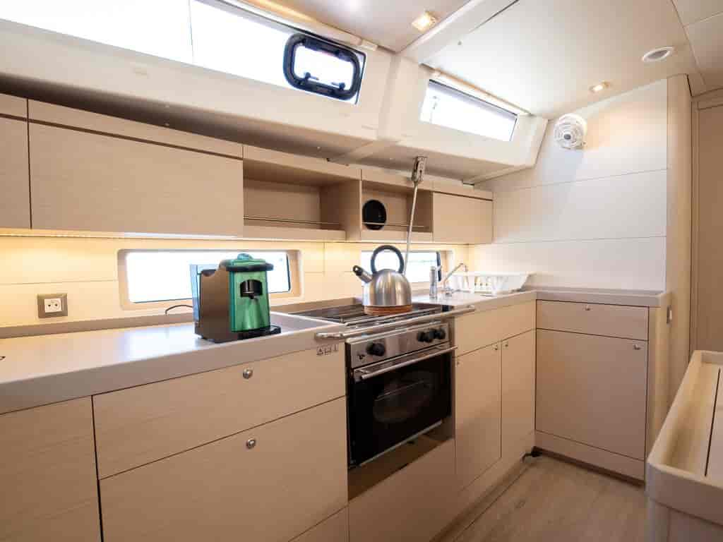 Boat picture 13